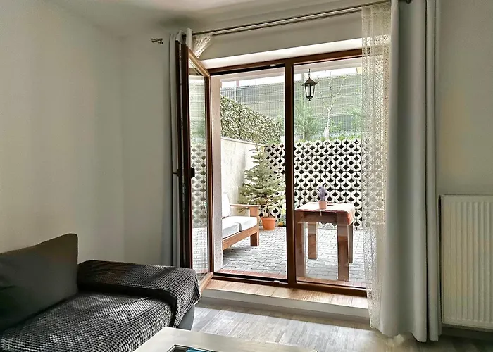 Green Terrace In * Braşov